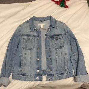DENIM JACKET